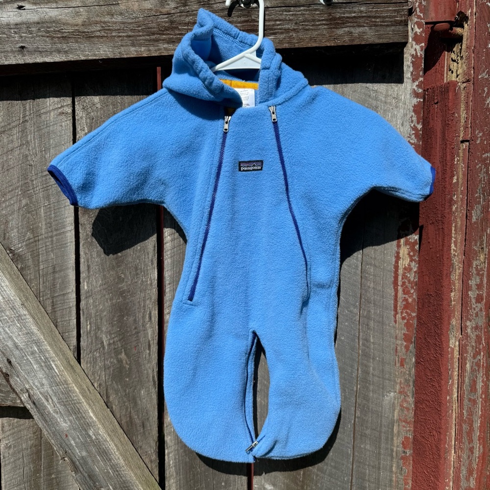 Patagonia Light Blue Fleece Hooded One-Piece Footie for Infant 12-18 Lbs M